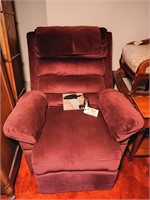 Lift Chair With Remote. Never Used