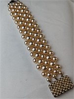 PEARL BRACELET