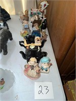 LARGE COLLECTION OF FIGURINES