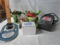 Frog with Tokens, Pedometer, Ornament, & Charger