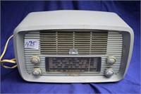 Mantle radio HMV - Little Nipper