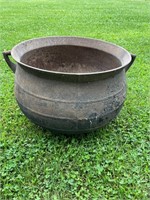 Antique Cast Iron Pot Marked Philadelphia