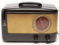 Emerson AM Tube Radio #543 in Bakelite Case c 1948