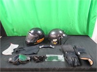 2 Snowmobile helmets, goggle, gloves