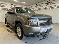 2012 Chevrolet Avalanche LT Truck-Titled-NO RESERV