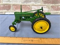 JOHN DEERE MODEL HWH TRACTOR TWO-CYLINDER