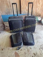 BMW luggage set