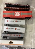 Southern Pacific Train Cars, HO scale