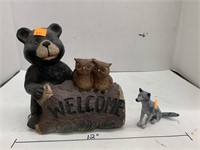 Bear and Owl Welcome Sign and Wolf Decor