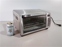 Black & Decker Toaster Oven Powers On