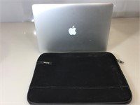 Apple MacBook pro, powers on, doesn't boot, AS-IS
