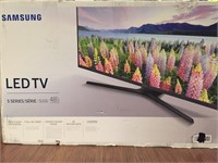 48" Samsung LED TV 5 Series/5000 - NEW