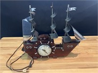 Vtg United wooden ship clock