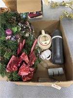 Box of Christmas Deco Wreath Pitcher Thermos