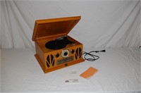 Spirit of St. Louis Record/CD Player & Radio