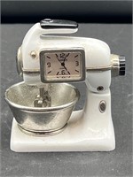 VTG Timex Mini Clock Kitchen Mixer Bowl