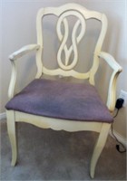 D - OCCASIONAL CHAIR (A19)