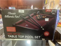 Table Top Pool Set