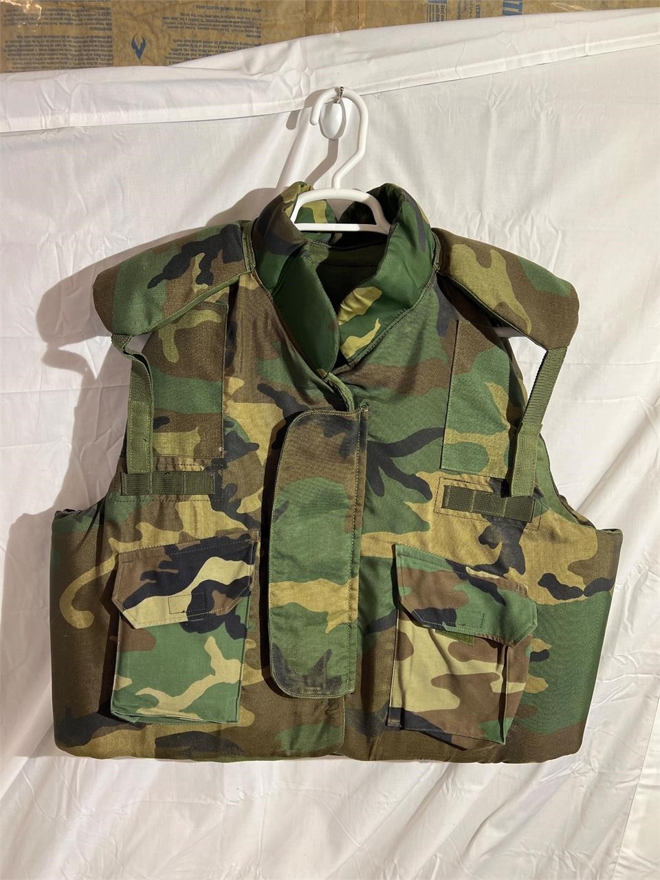 Kevlar body armor/flack jacket size XL
