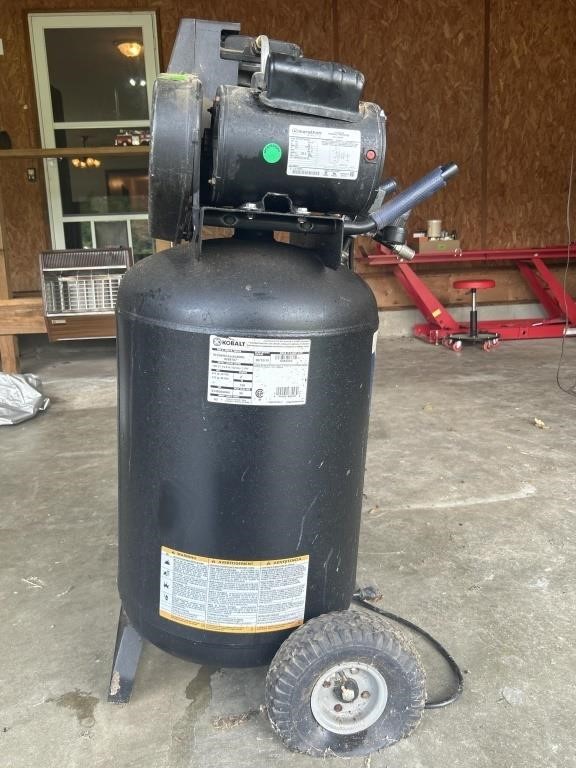 Air compressor