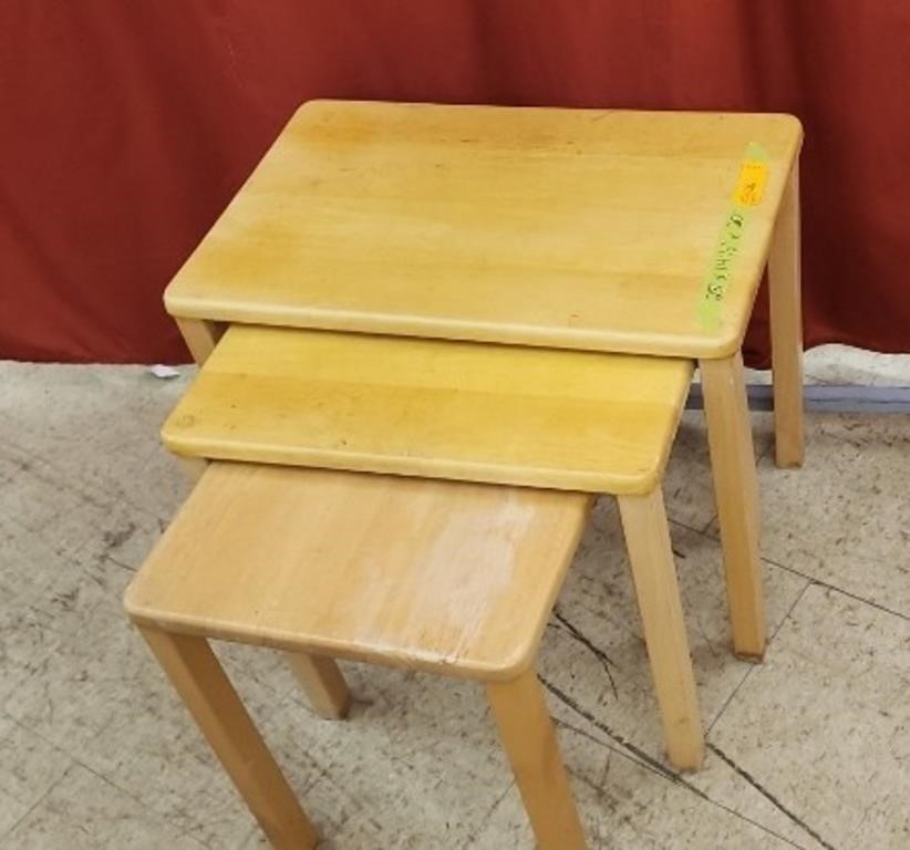 Set of 3 Nesting Tables - measures 23"x14½"x20"