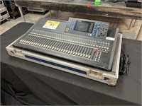 Yamaha LS9-32 Digital Mixing Console w/ case