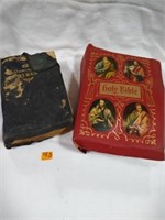 2 Bibles