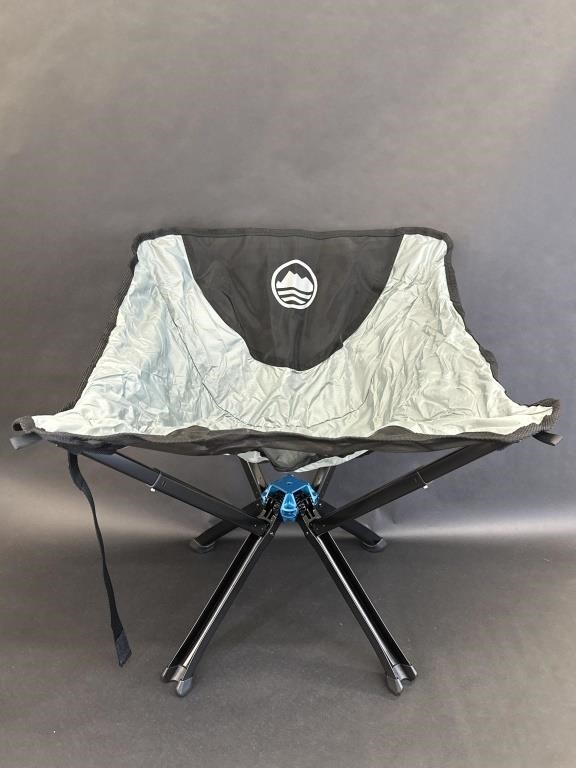 Cliq Outdoor Tripod Fold Out Gray Black Chair