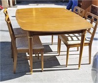 Mid century dining table w/ 4 chairs