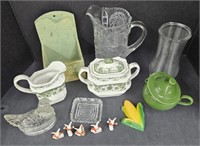 (P) Mixed Lot Vintage Housewares and