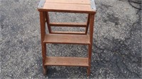 2 Step Wood Step Ladder - Warner