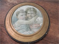 Oval Framed ( 2 Young Children) - Frame Has Crack