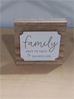 4in Table Top Decor "family" NEW