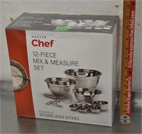 Master Chef mix & measure set, new