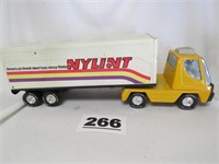 NYLINT TRAILER AND CAB