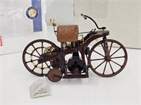 FRANKLIN MINT 1885 DAIMLER MOTORCYCLE IN BOX