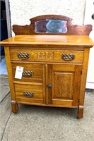 Oak Commode with Beveled Glass Mirror 31x17x38