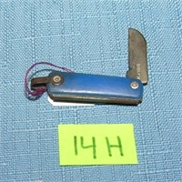 Miniature Hungarian pocket knife