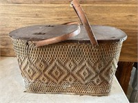 Redmon picnic basket