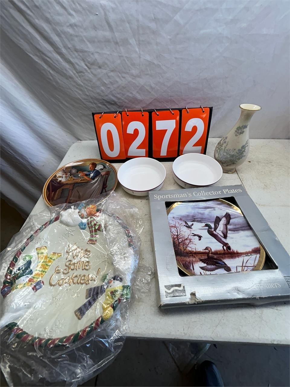 Collector Plates & 3 Pieces of Lenox