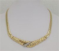 Diamond Necklace in 14K Yellow gold