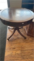 Round Table w/drawer on Casters