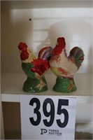 Pair Of Rooster Salt And Pepper Shakers (Rm 9)