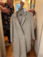 WOMEN'S CLOTHES SIZE 16 TO 18