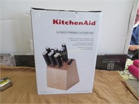 New, Kitchen Aid Knife Set w/ Block