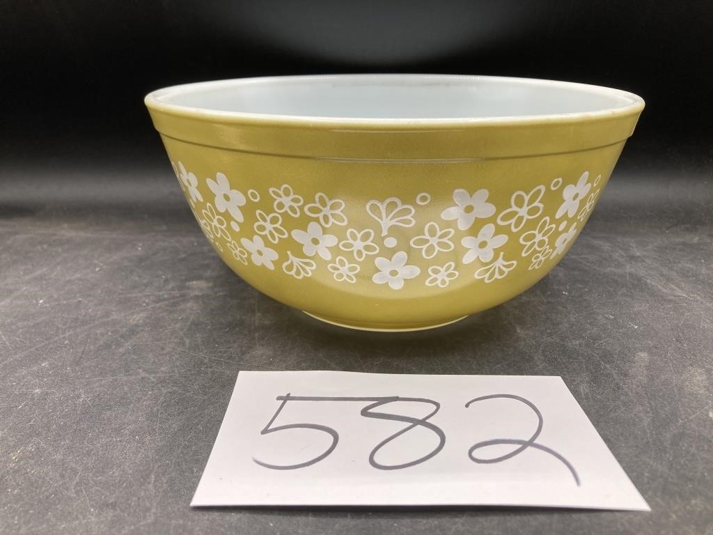 Vintage Pyrex Green Spring Blossom 403 Bowl