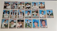 19 1970 Topps Baseball Team Set Giants