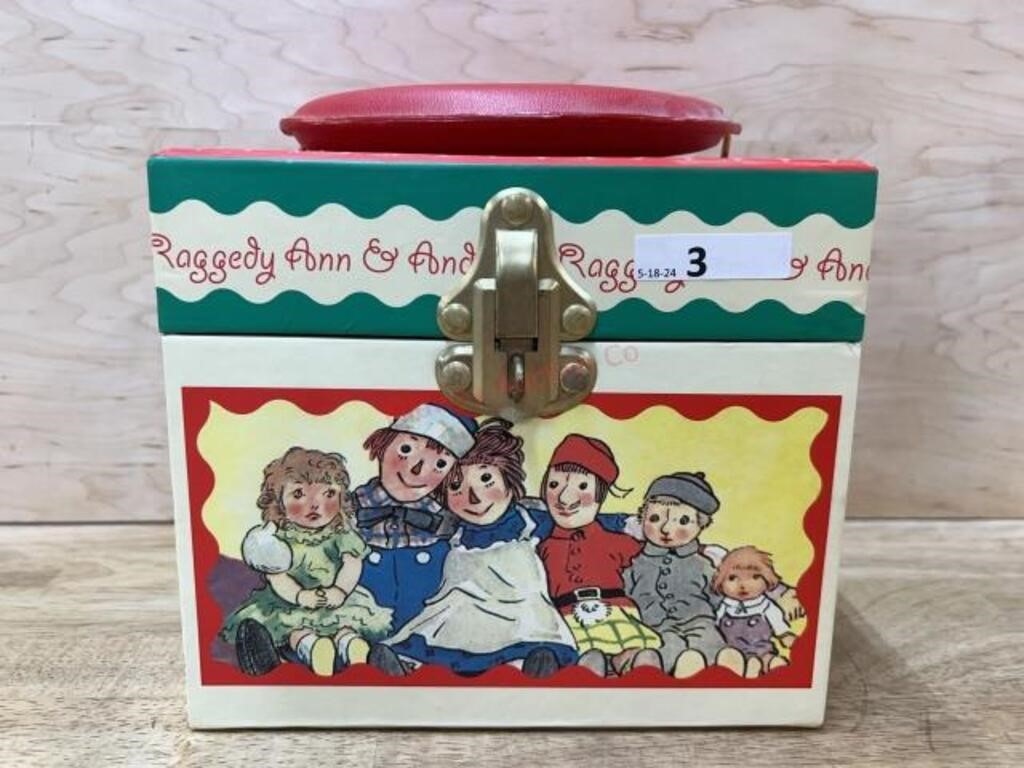 Raggedy Ann jewelry box