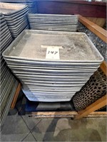 *LOT*(48)ALUMINUM HALF-SIZE SHEET CAKE PANS