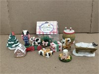 12 Mary's Moo Moos Christmas Decor